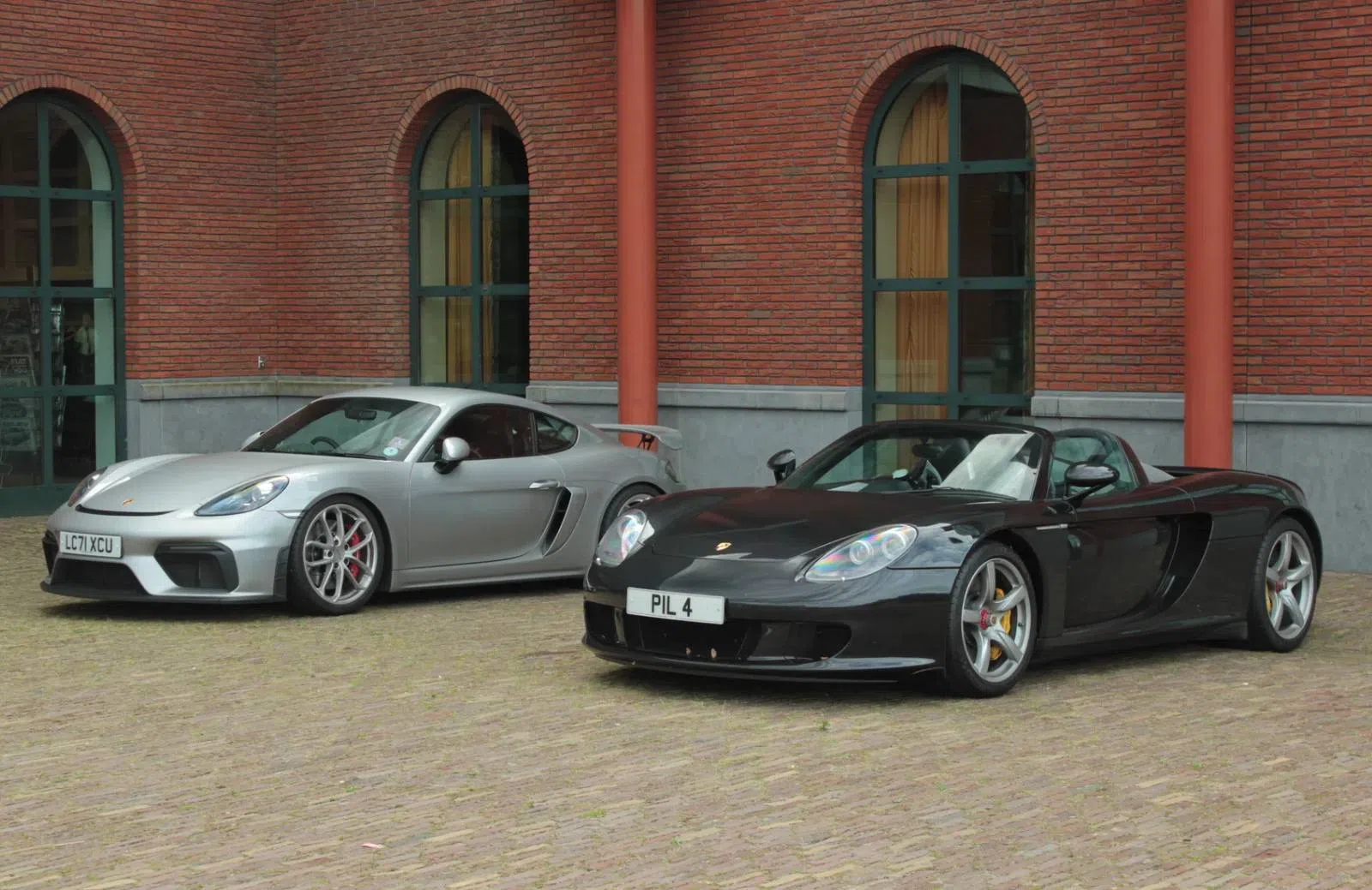 Spot vd week Porsche Carrera GT